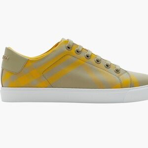 Burberry check Sneakers in Yellow and Gray